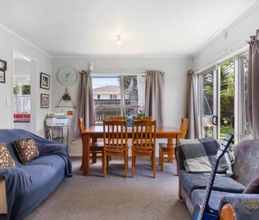 ovely three-bedroom home - Photo 4