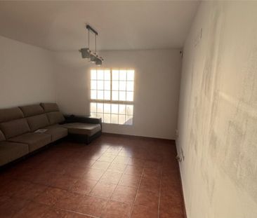 Piso de alquiler en Avenida Reyes de España, 51, Arafo - Photo 1