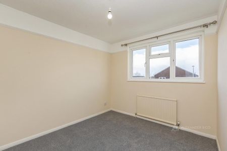 4 bedroom detached house to rent - Photo 4