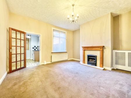 2 Bed Terraced House, Pilsworth Road, OL10 - Photo 4