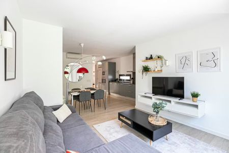 Carrer de la Indústria, Barcelona, Catalonia 08025 - Foto 5