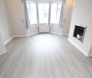St. Margarets Avenue, London, N20 - Photo 3