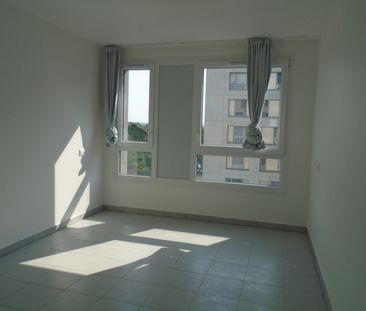 Location Appartement 1 pièce 20m² LYON 7ème - Photo 5