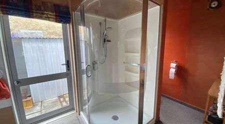 Vista Bay Views - Options - furnished or unfurnished rural property - Photo 3