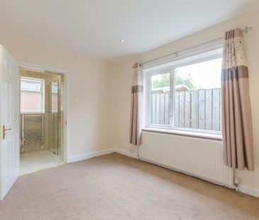 2 bedroom bungalow to rent - Photo 4