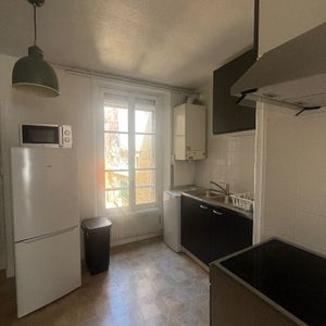 À louer : Appartement T2 meublé au coeur de Saint Germain en Laye - Photo 2