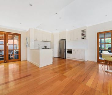 Spacious Modern Home with Period Charm in a Quiet, Convenient Mento... - Photo 5