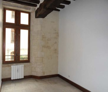 Location Appartement 3 pièces 70m² BAYEUX 14400 - Photo 2