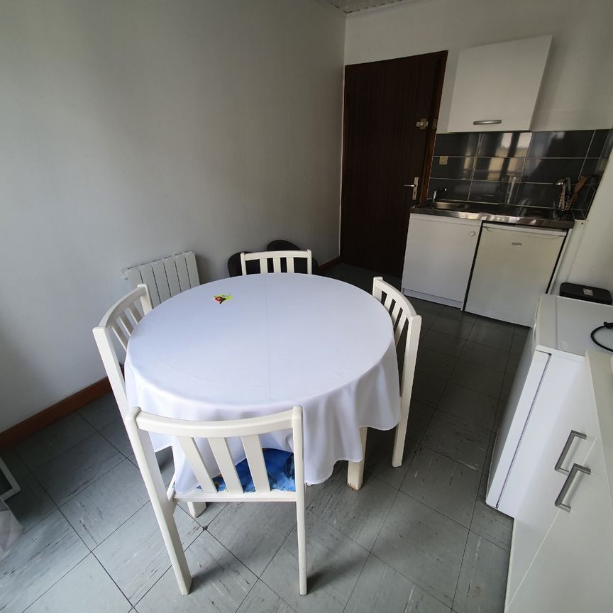 Location Appartement 1 pièce 21m² VALENCIENNES 59300 - Photo 1