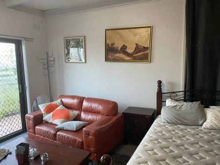 Noble Park North - Photo 3