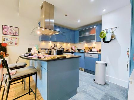 Putney Wharf Tower, Brewhouse Lane, London SW15 - Photo 5