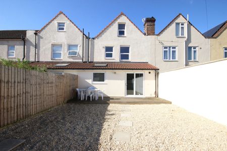 Avonmouth - Easy parking - Close access to M5 - Photo 5