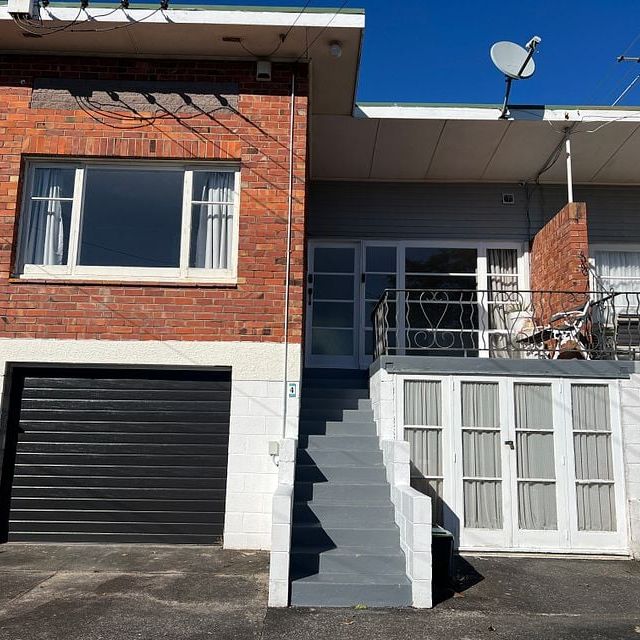 Charming 2BR Onehunga Retreat - Photo 1
