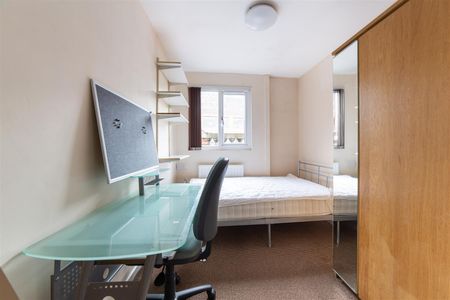 3 bed apartment to rent in Leazes Park Road, City Centre, NE1 - Photo 4