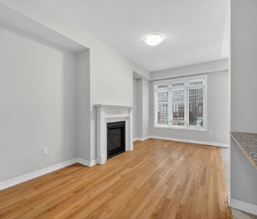 For Lease - 19 Sunset Terrace, Vaughan, Ontario - Photo 2