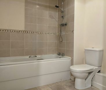 Apartment to rent on - Photo 3