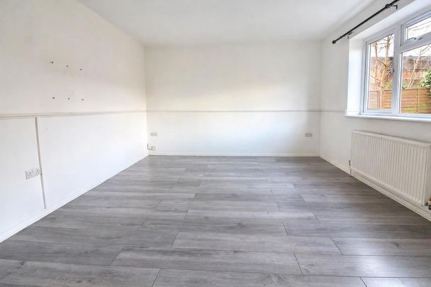 5 bedroom terraced house to rent - Photo 1