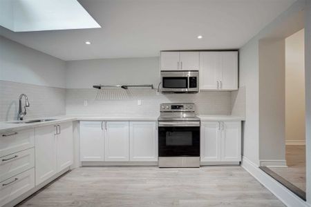 For Lease - 604A Queen Street, Toronto, Ontario - Photo 4