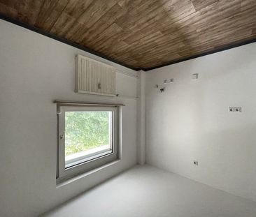 Geräumige 2-Zi.-Wohnung mit Balkon! - Foto 3