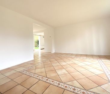 Location Maison 7 pièces 180m² - Photo 3