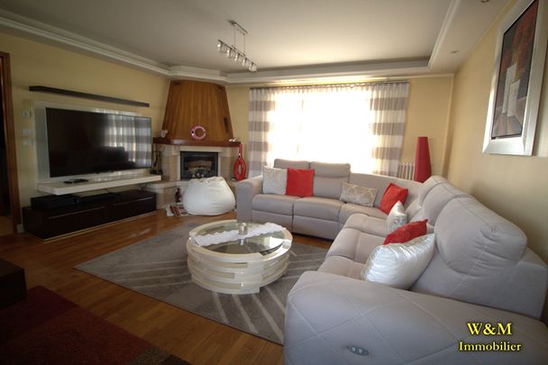 Location Maison 5 pièces 125m² - Photo 1