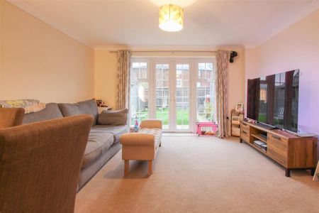 2 bedroom semi-detached house to rent - Photo 2