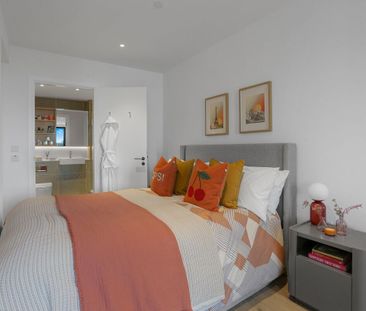 Live at Vertus’ newest Canary Wharf address: spacious, fully furnished studio apartments with a gym, reformer Pilates studio, co-working spaces and lounges for modern living. - Photo 6