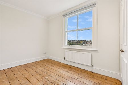St Quintin Avenue, London, W10 ground floor flat to rent - Photo 4