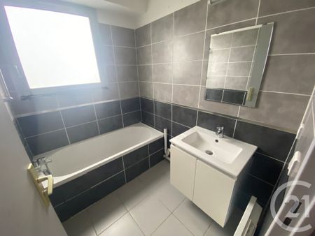Location Appartement 2 pièces 48m² MONTPELLIER 34090 - Photo 4