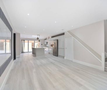 3 bedroom terraced house to rent - Photo 4