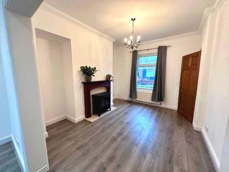 2 bedroom terraced house to rent - Photo 2