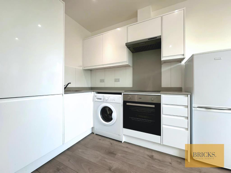 Studio to rent - Photo 5