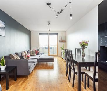 6 Meath Crescent, London, E2 - Photo 2