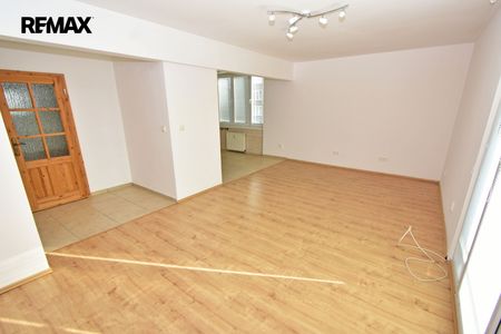 Pronájem bytu 3+1 v družstevním vlastnictví 83 m², Neratovice - Photo 3