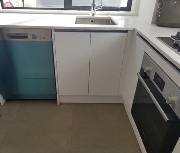 Property Management94D Bay Street, Red Beach - Townhouse for Rent - Photo 5