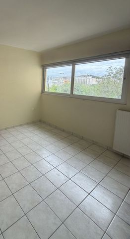 Διαμέρισμα για ενοικίαση Κέντρο (Νέος Κόσμος) - Photo 4