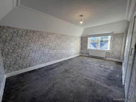 3 bedroom property to rent in Johnstone - Photo 5