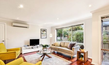 61 Molden St, Bentleigh East VIC 3165 - House For Rent | Domain - Photo 4