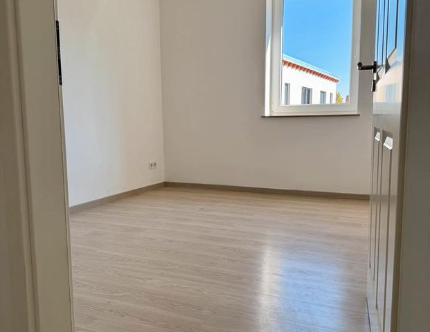 Wohnung (3-Raum) 935 Kaltmiete - Photo 1