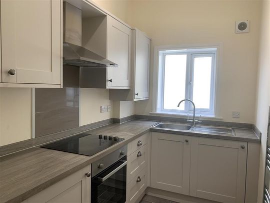 1 bedroom flat to rent - Photo 1