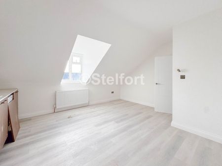 Seven Sisters Road, N15, London - Photo 3