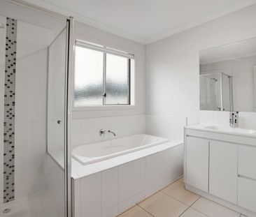 220 Benetook Avenue - Photo 6