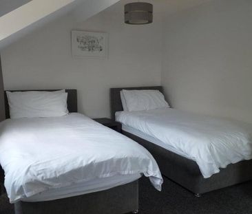 4a Bloomfield Avenue, Belfast, BT5 5AD - Photo 4