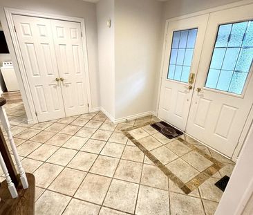 For Lease - 119 Cooperage Crescent, Richmond Hill, Ontario - Photo 1