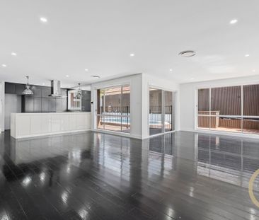 In Quiet Cul De Sac - Photo 2