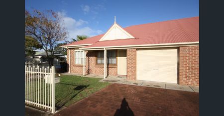 IMMACULATE 2 BR HOMETTE - Photo 5