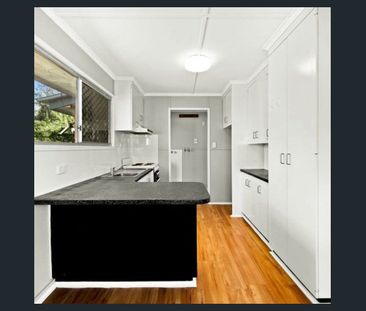 Nestled in the heart of Newtown - Photo 2