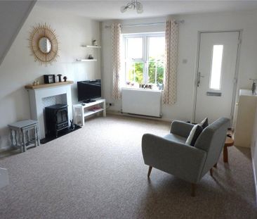 2 bedroom terraced house to rent - Photo 3