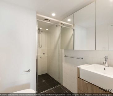 SPACIOUS 1 BED + STUDY IN SOUGHT AFTER LOCATION - Photo 6