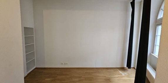 1.5 Zimmer - Photo 2